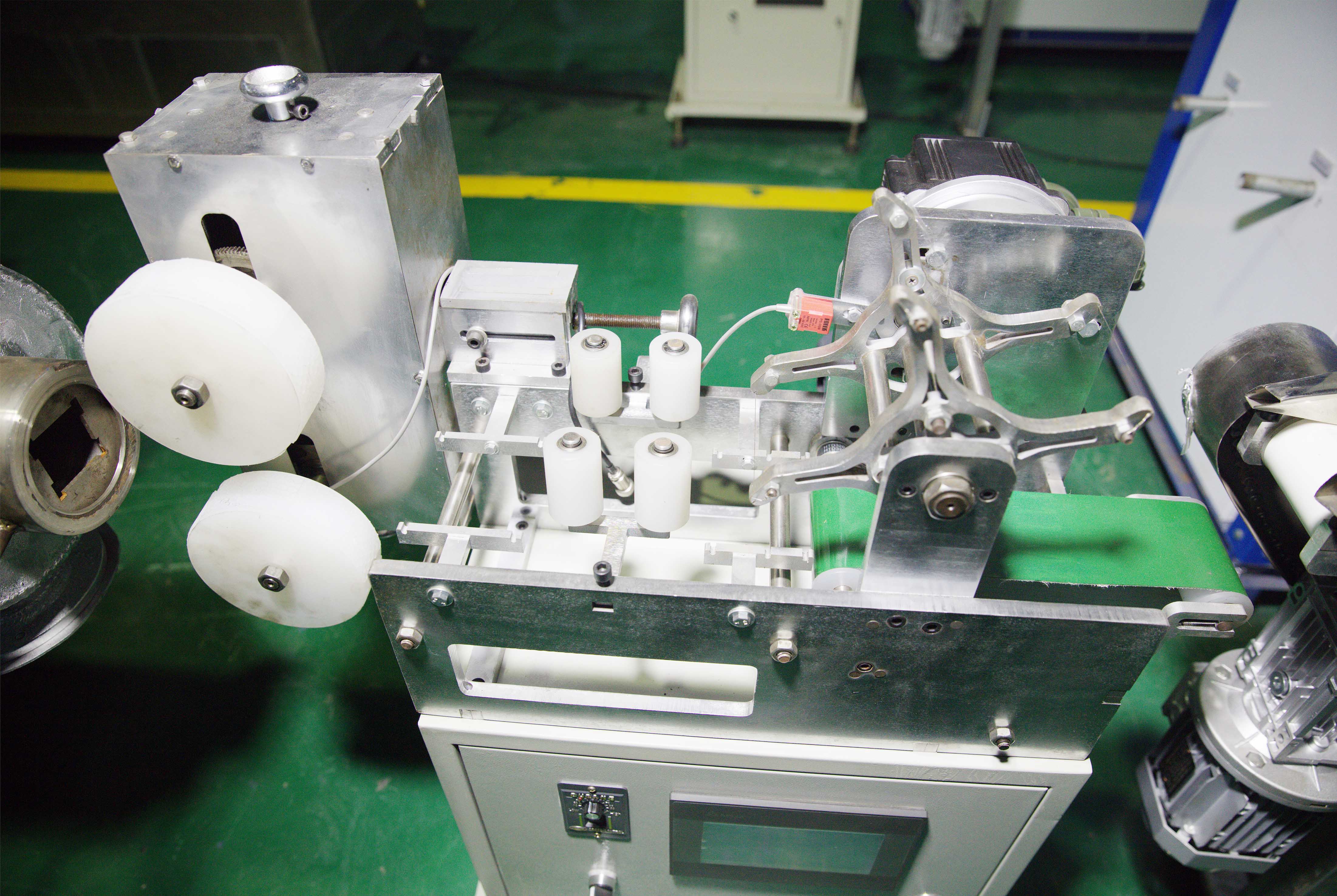 肥皂電子自動切塊機(jī)